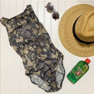 | adrienne vittadini | Vintage One Piece